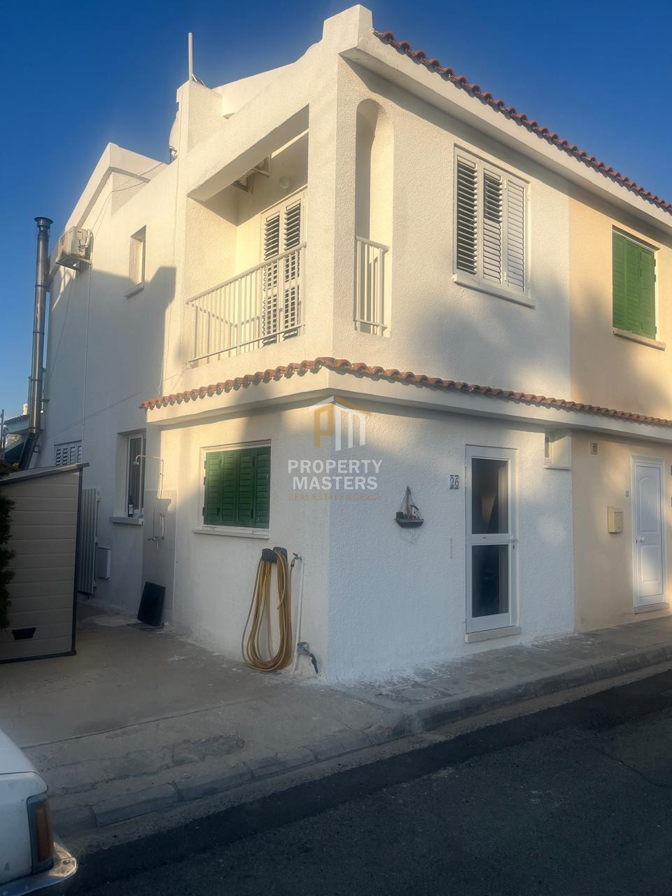 3 bedroom Semi-Detached House in Perivolia Larnakas photo 2