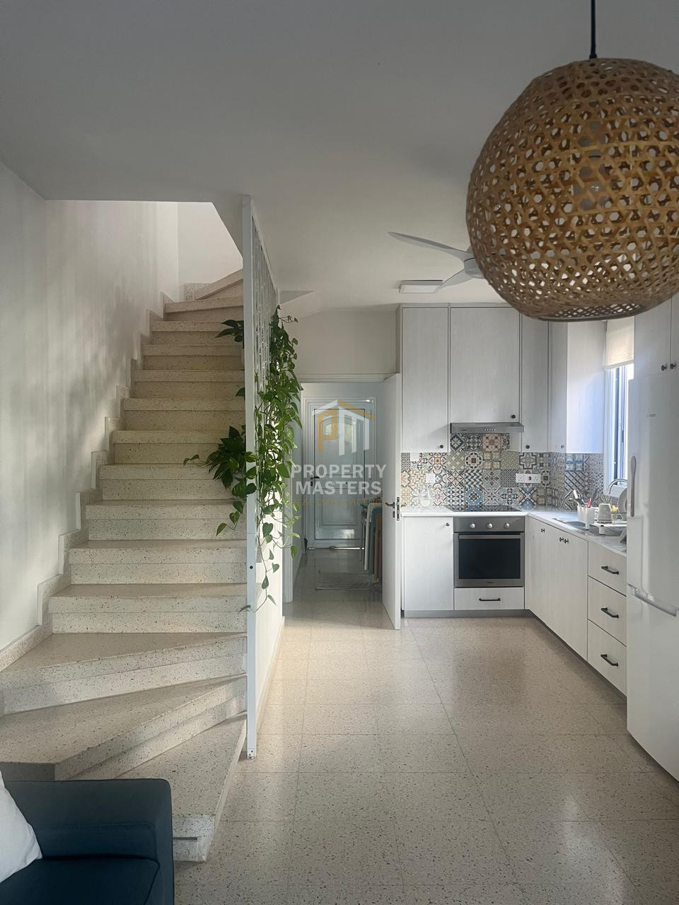 3 bedroom Semi-Detached House in Perivolia Larnakas photo 6