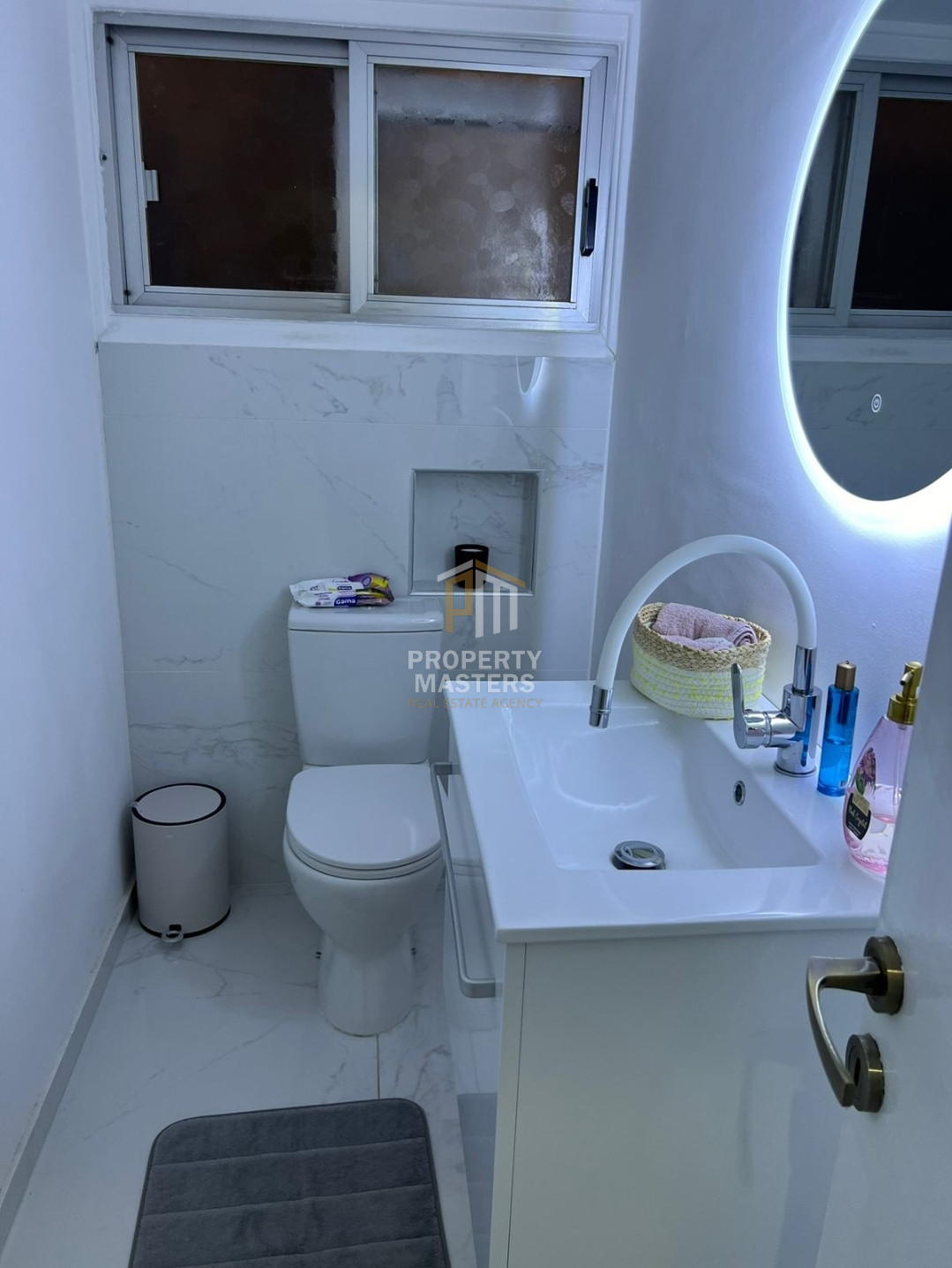 Renovated Two Bedroom Apartment in Strovolos Acropolis Area photo 14
