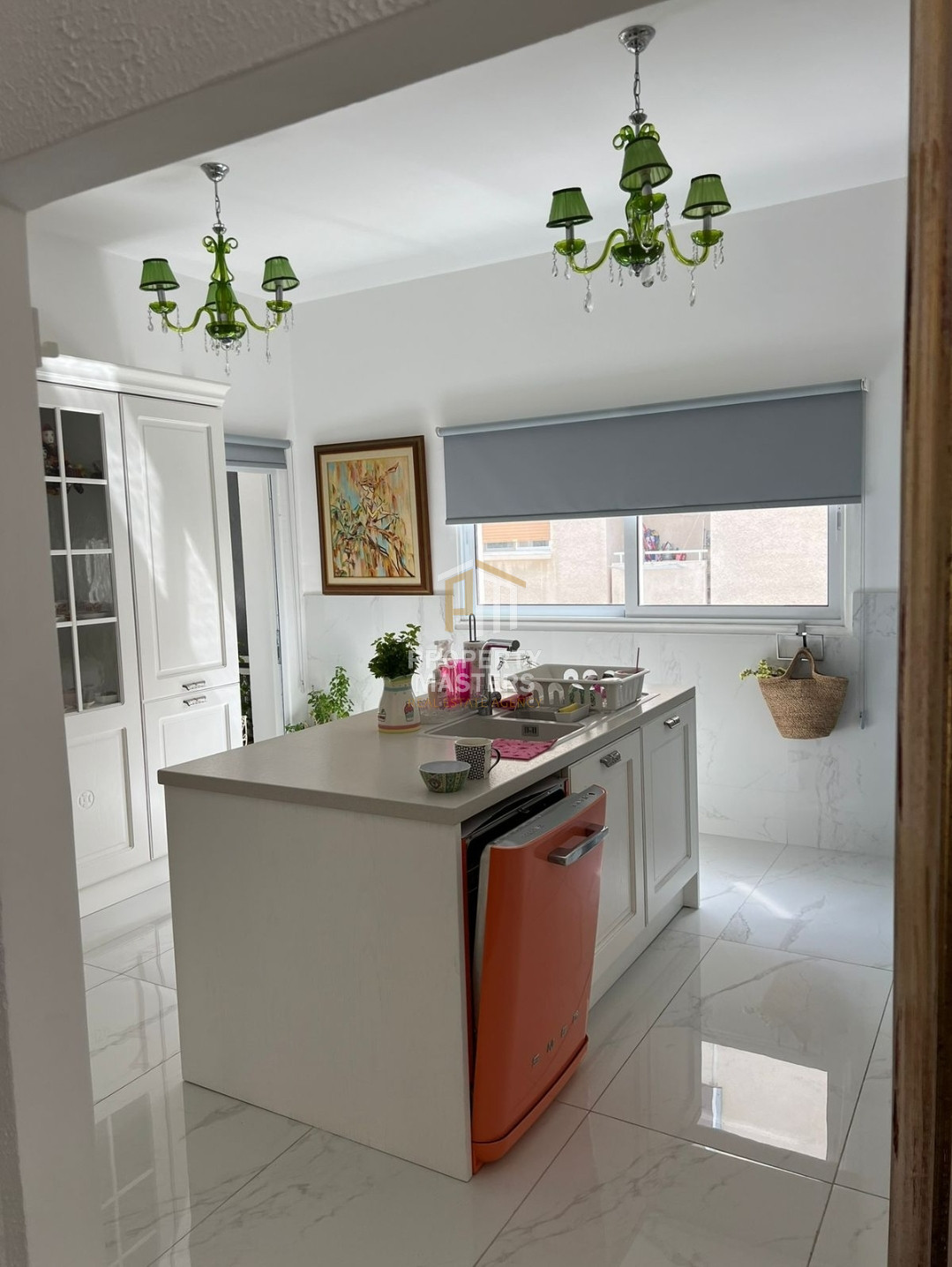Renovated Two Bedroom Apartment in Strovolos Acropolis Area photo 8
