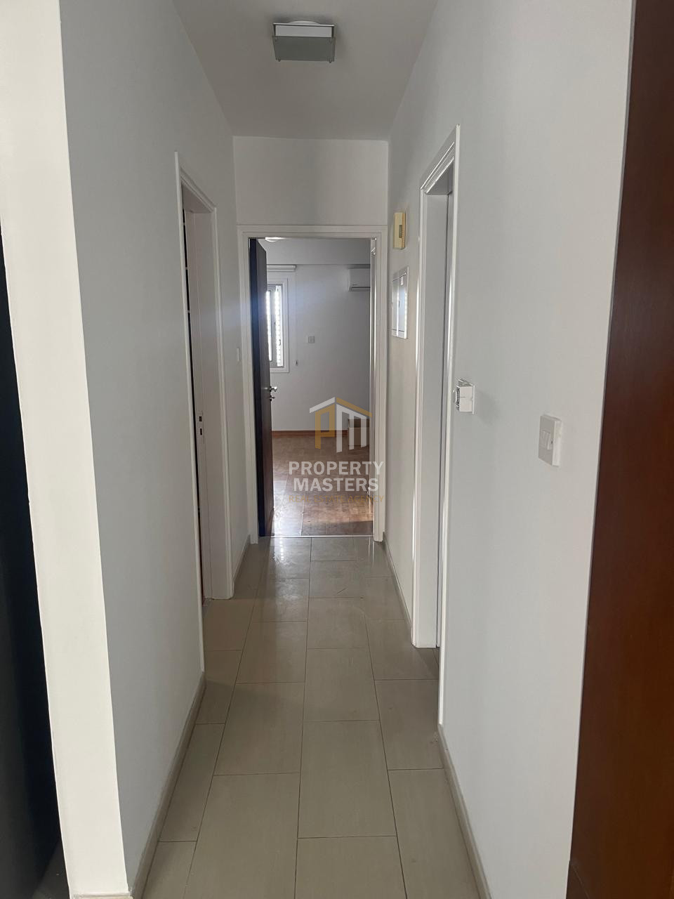 Partially Furnished 2 Bedroom Apartment in Central Strovolos photo 7