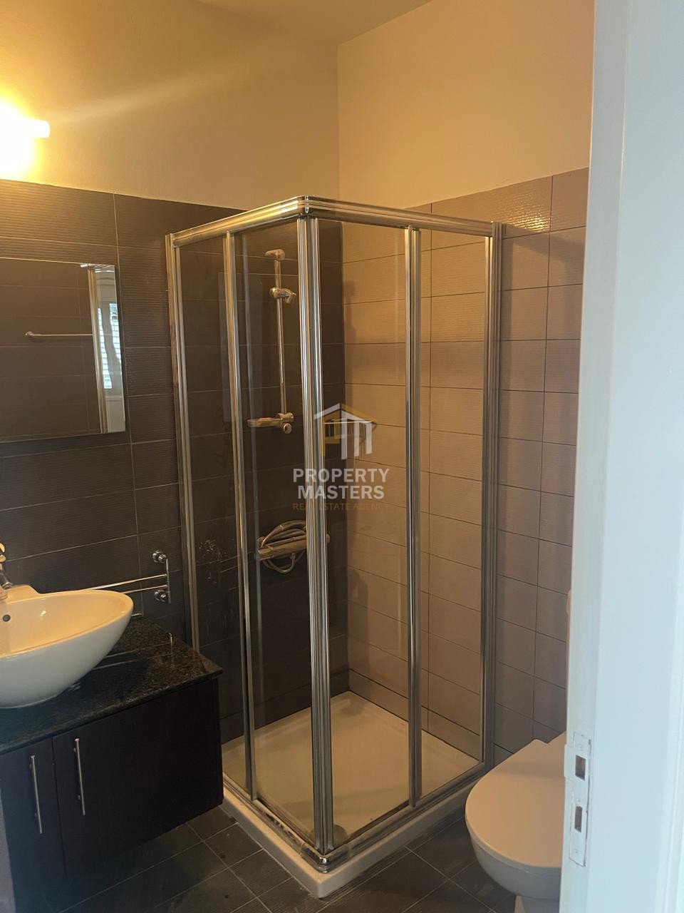 Partially Furnished 2 Bedroom Apartment in Central Strovolos photo 8