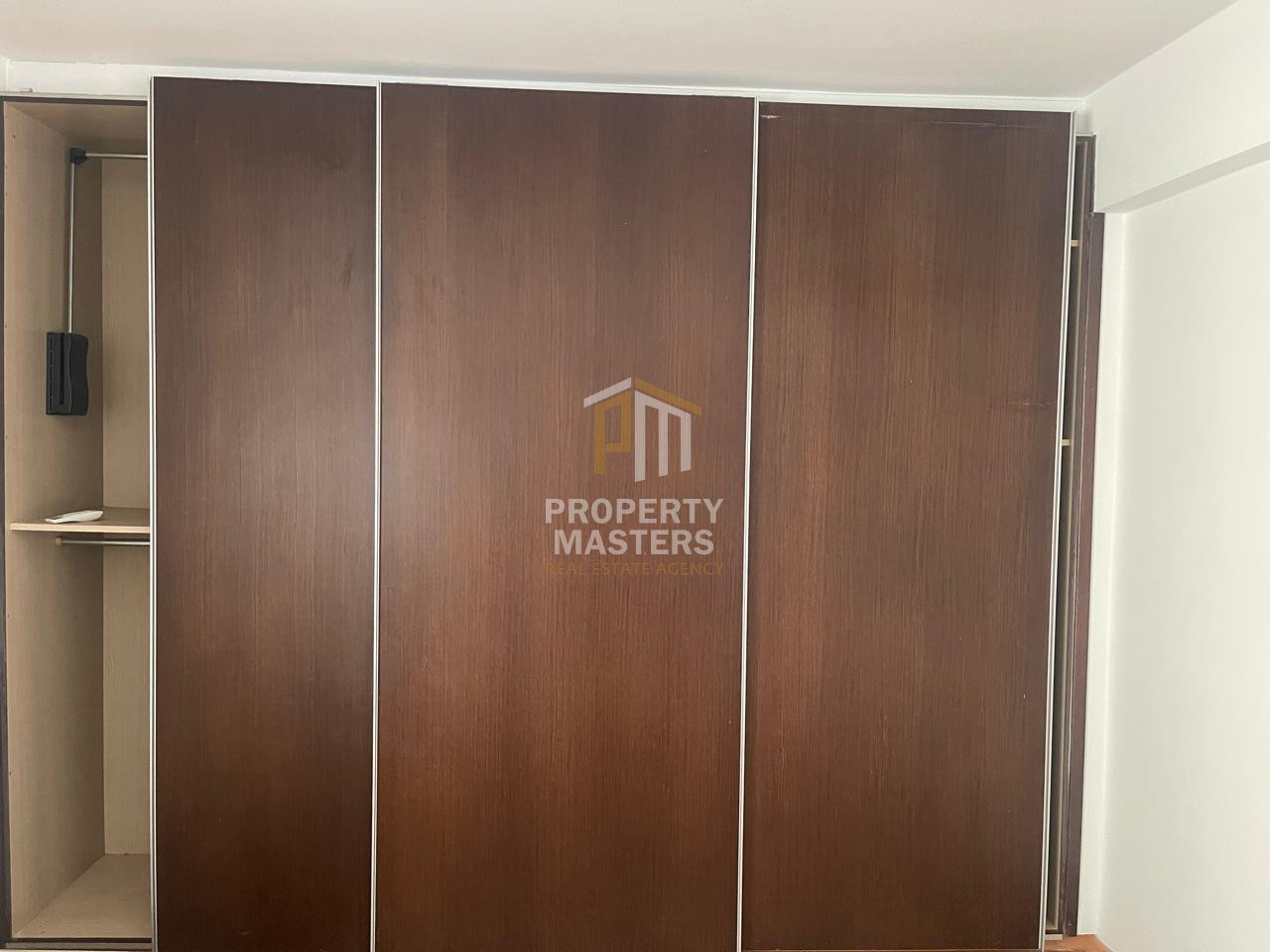 Partially Furnished 2 Bedroom Apartment in Central Strovolos photo 12