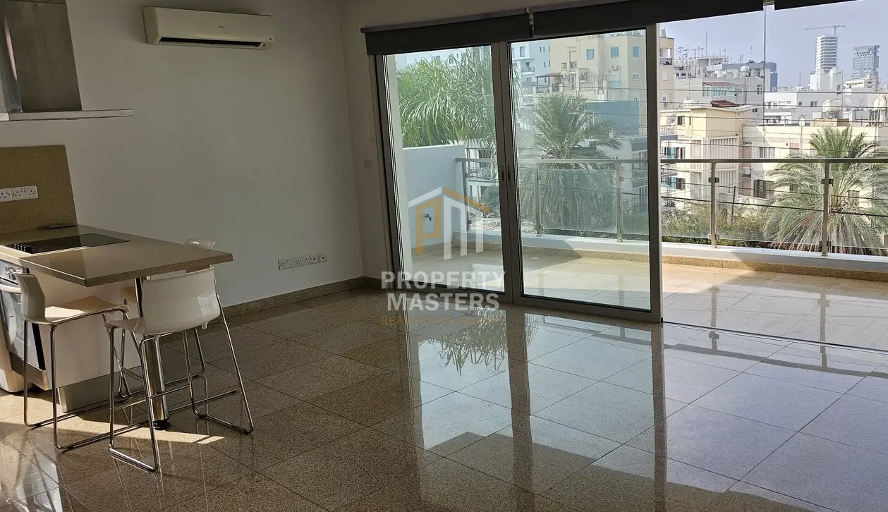 2 bedroom Apartment in Town Center photo 4