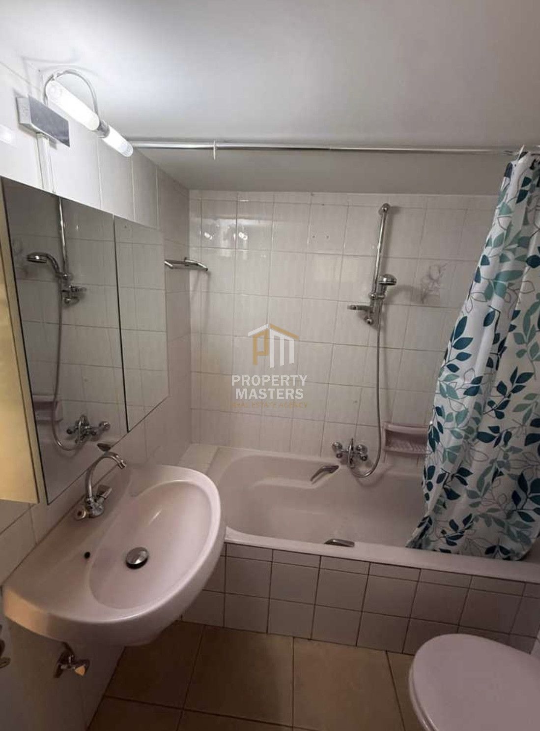 2 Bedroom  Apartment in Palouriotissa, Nicosia