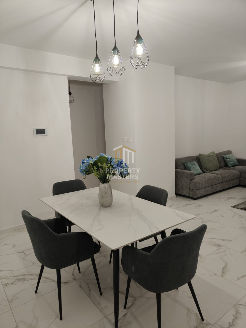 Modern Two Bedroom Apartment in Larnaca photo 2