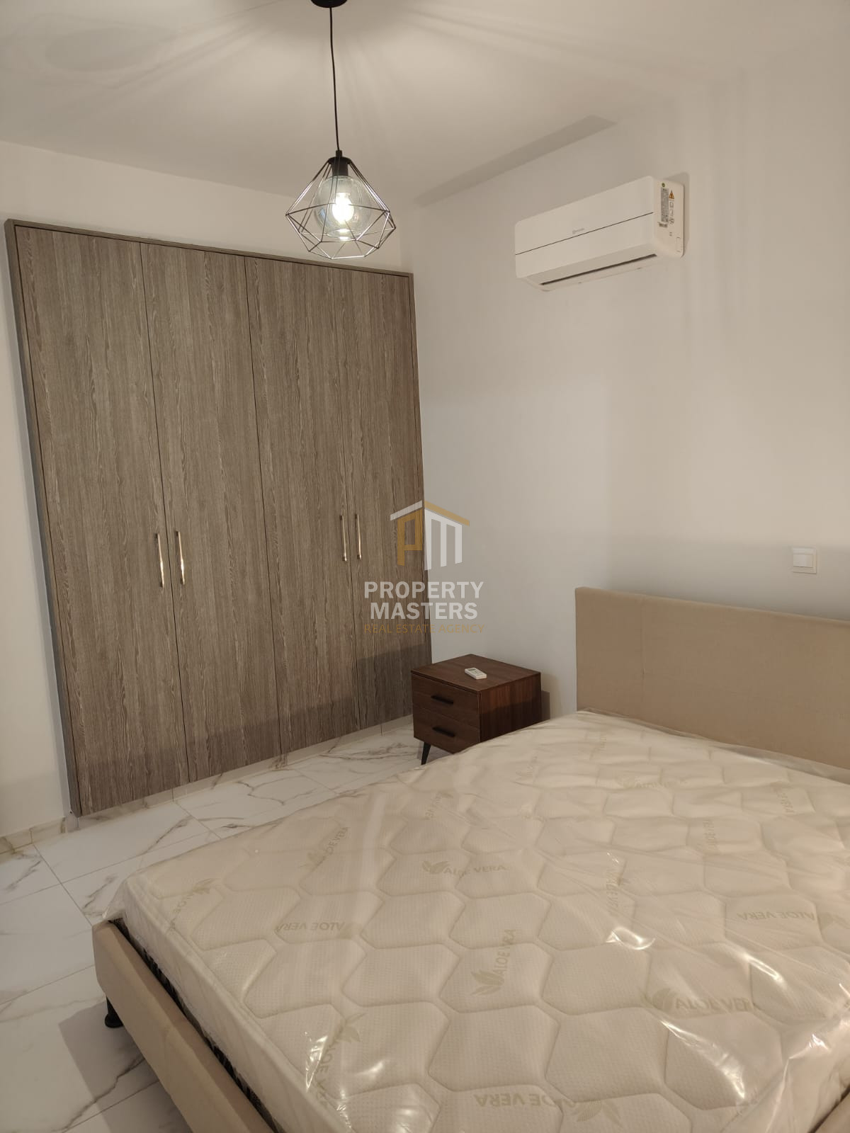 Modern Two Bedroom Apartment in Larnaca photo 8