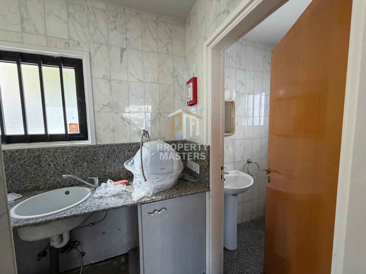 Office in Strovolos — Acropolis photo 6