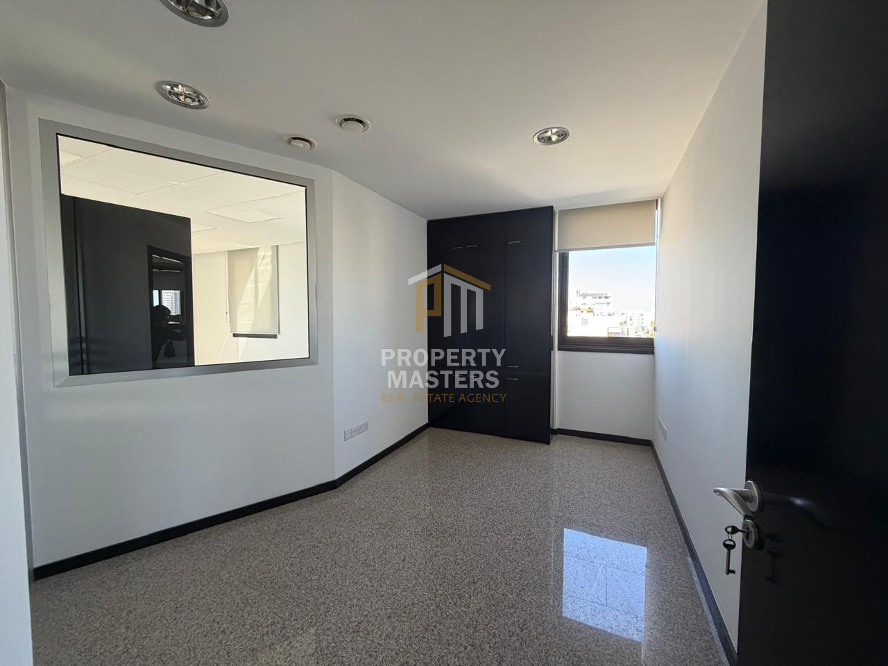 Office in Strovolos — Acropolis photo 7