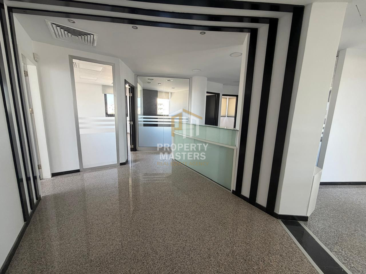 Office in Strovolos — Acropolis photo 4
