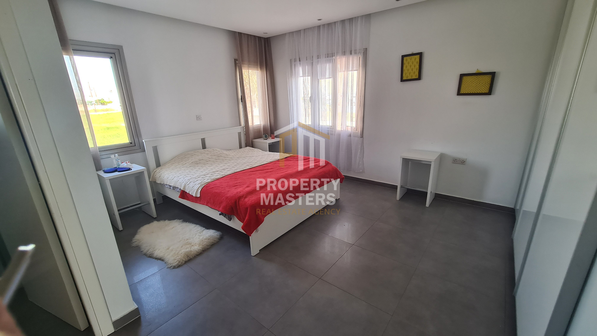 4 bedroom Semi-Detached House in Livadia Larnakas photo 6