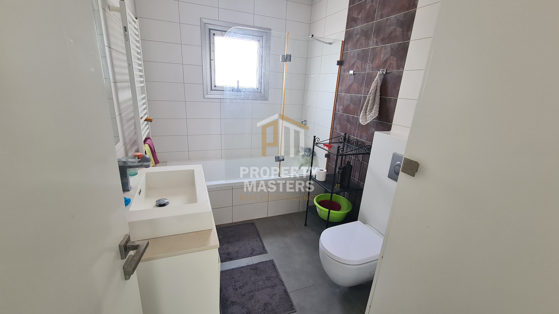 4 bedroom Semi-Detached House in Livadia Larnakas photo 11