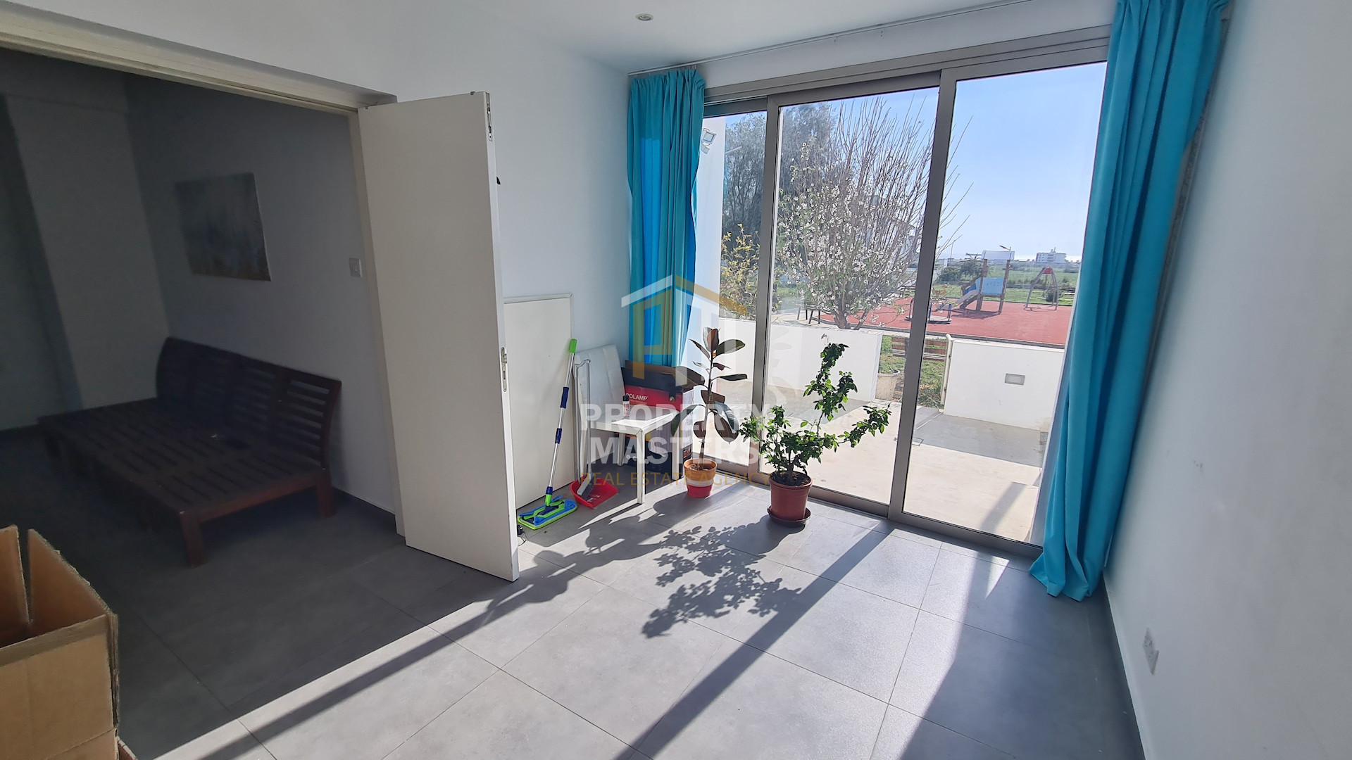 4 bedroom Semi-Detached House in Livadia Larnakas photo 13