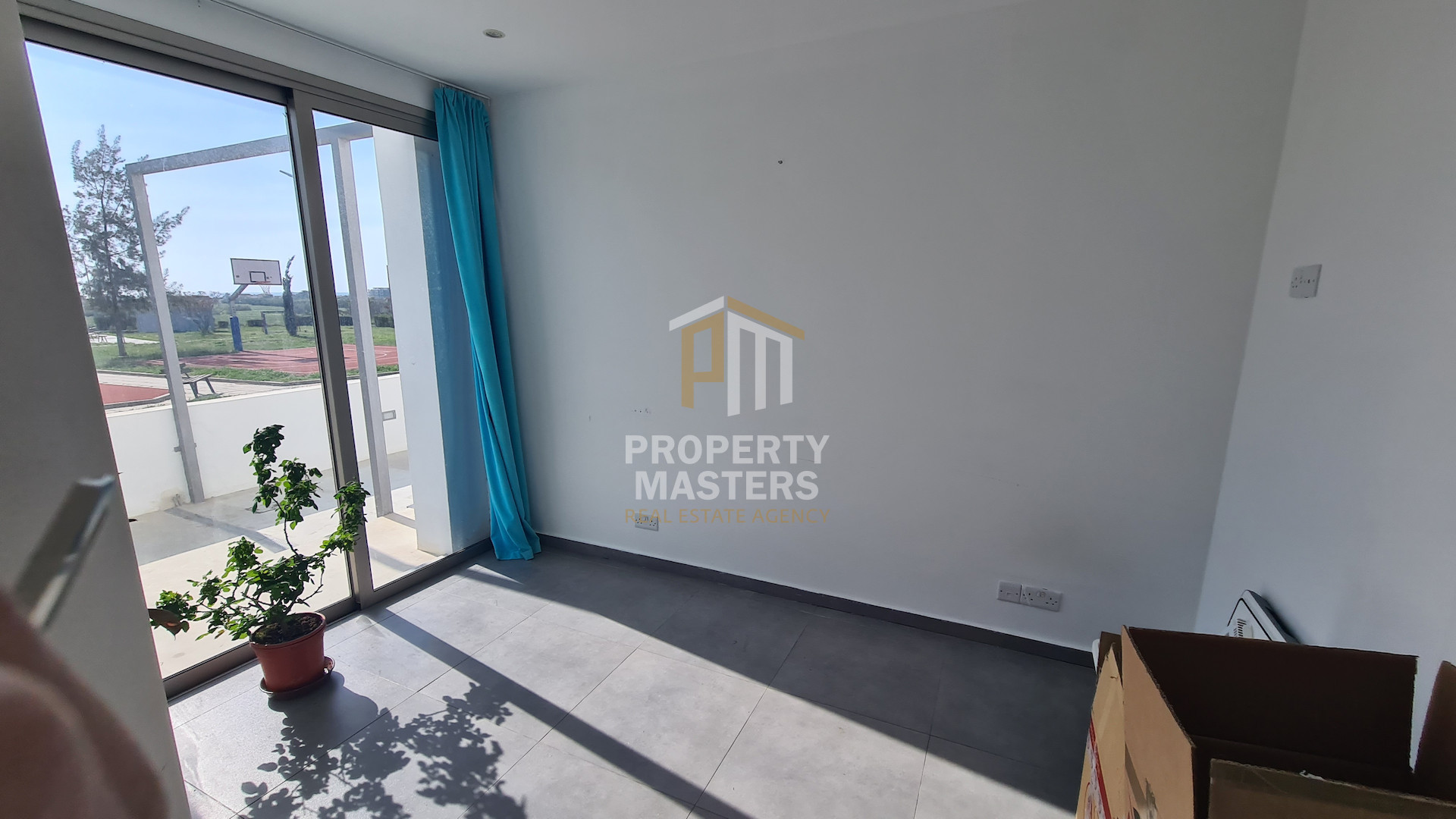 4 bedroom Semi-Detached House in Livadia Larnakas photo 15