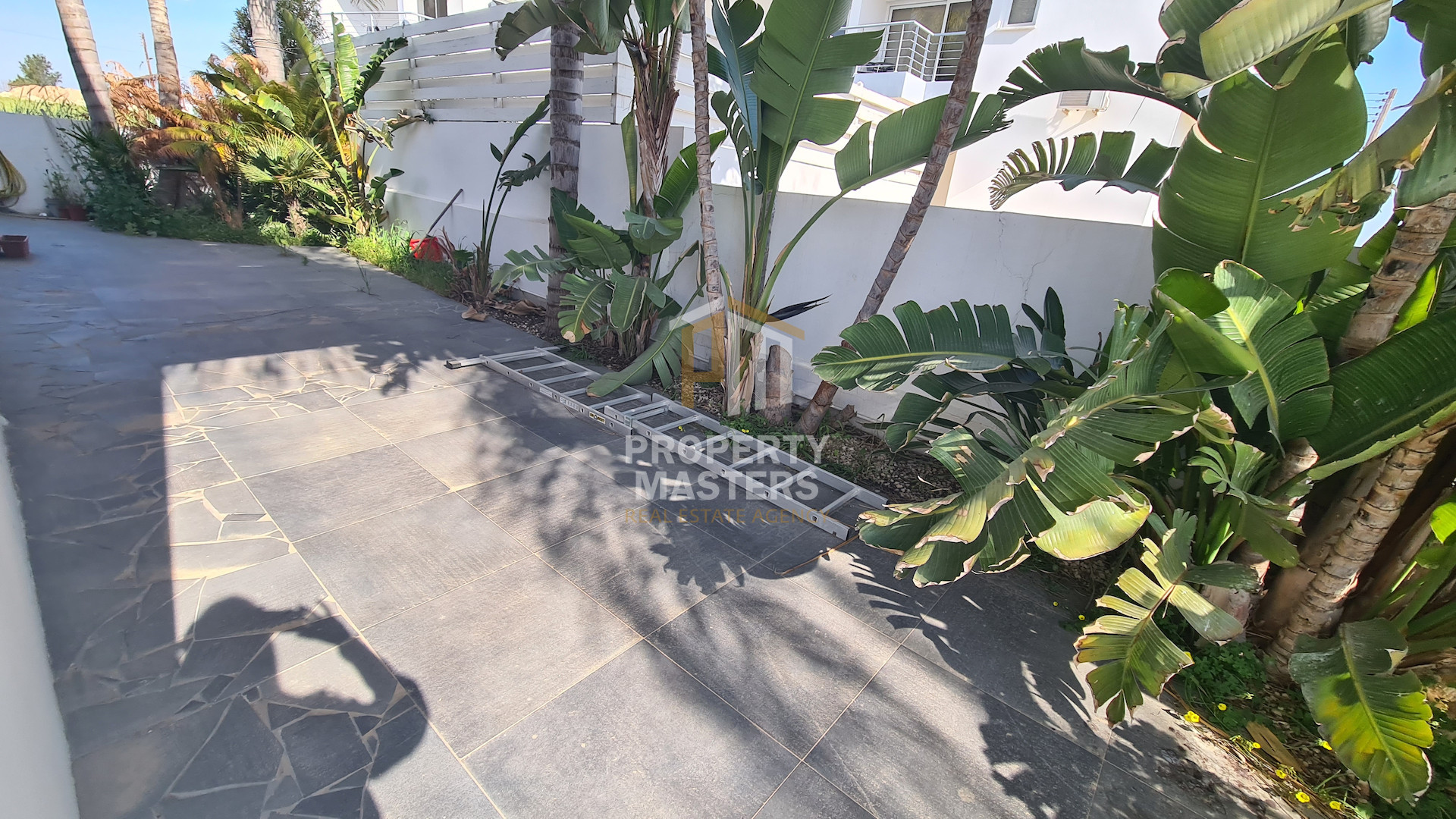 4 bedroom Semi-Detached House in Livadia Larnakas photo 21