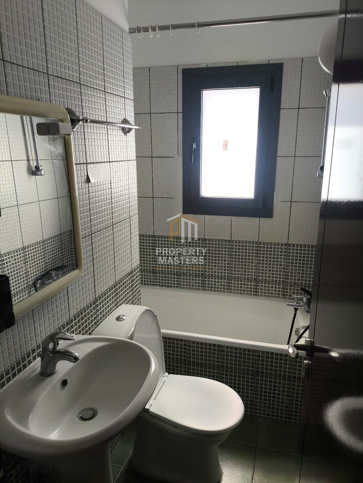 2 bedroom Apartment in Agios Theodoros Pafos photo 12