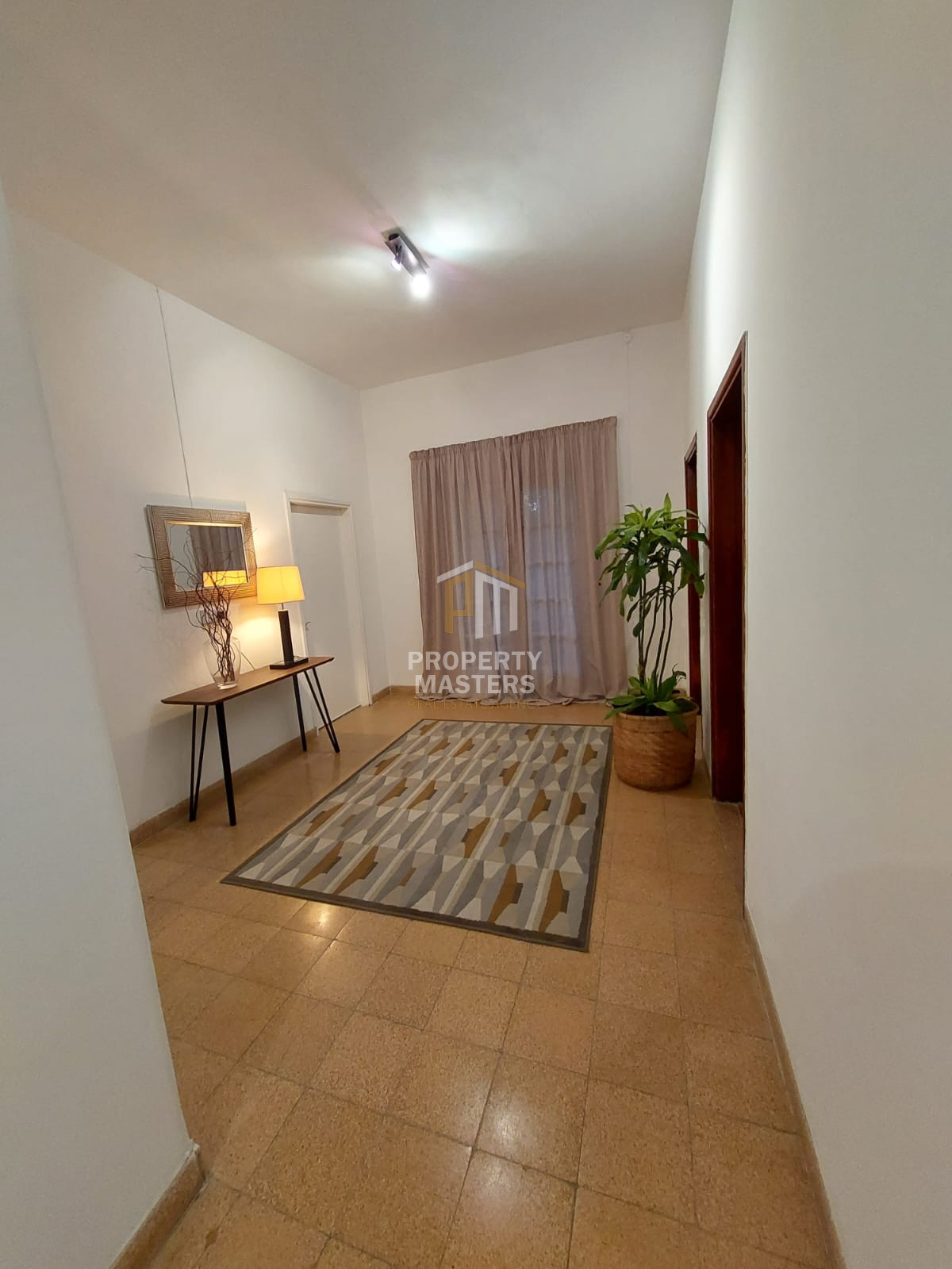 4 Bedroom Whole Floor Upper House in Agios Andreas, Nicosia photo 6