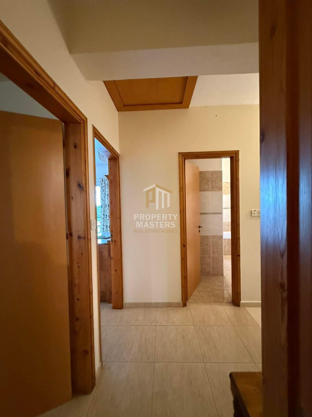 3 bedroom Detached House in Oroklini photo 3