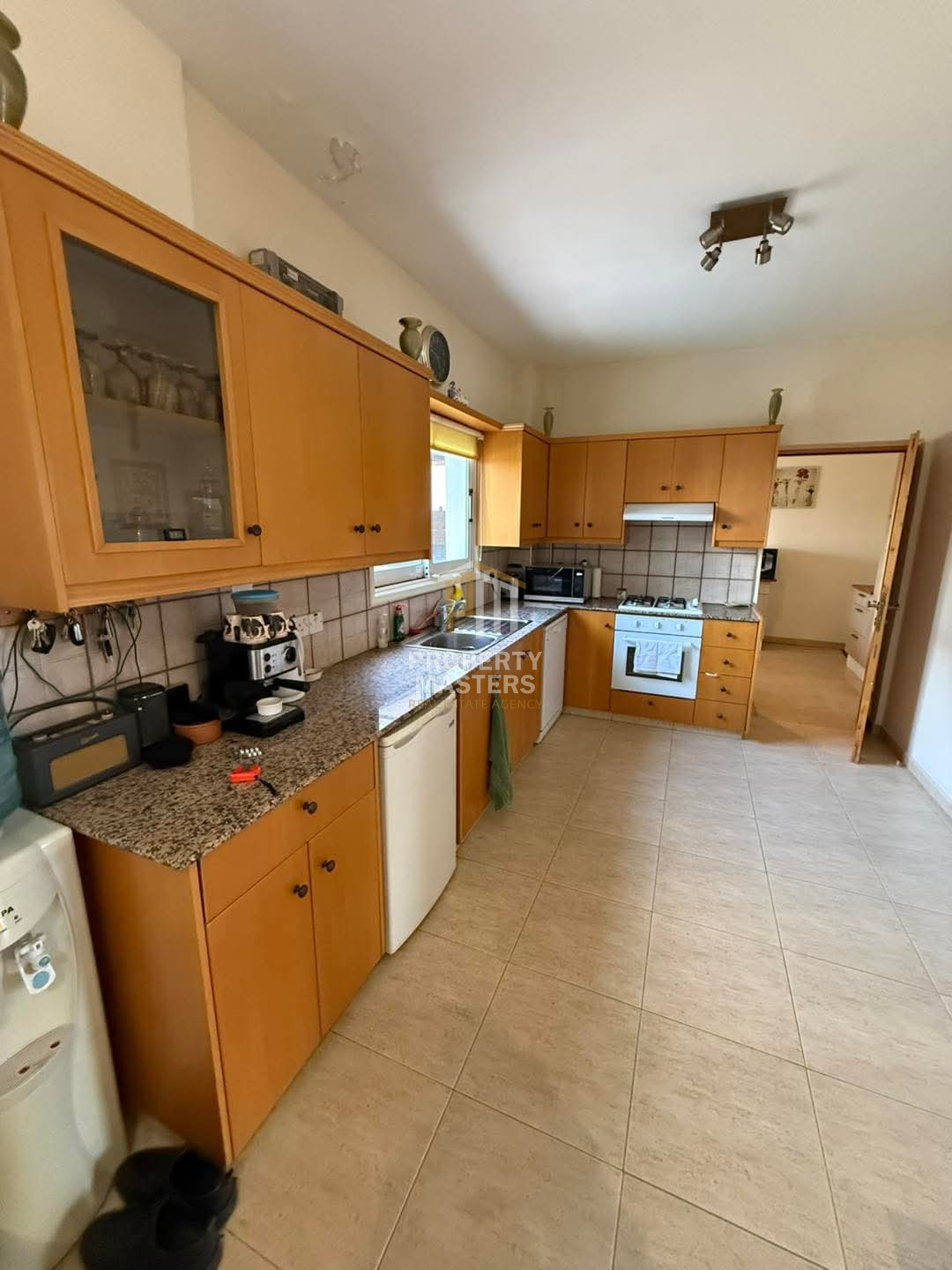 3 bedroom Detached House in Oroklini photo 15