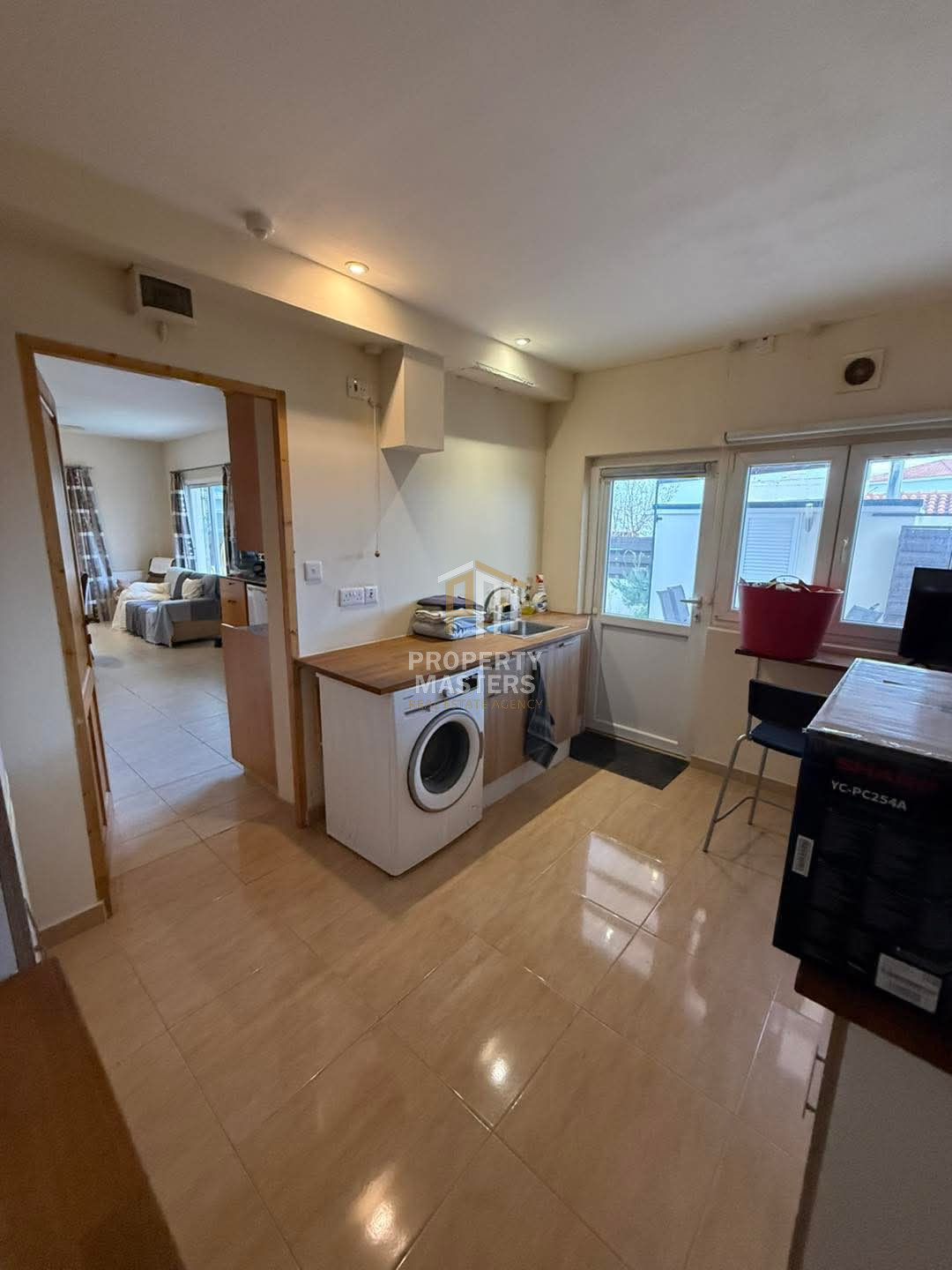 3 bedroom Detached House in Oroklini photo 16