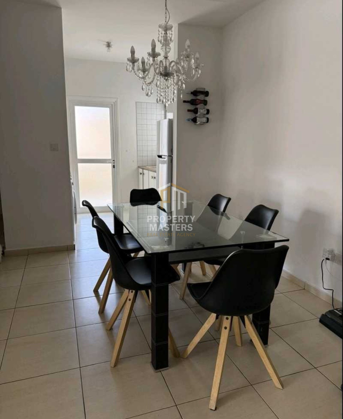 2 bedroom Apartment in Finikoudes photo 4