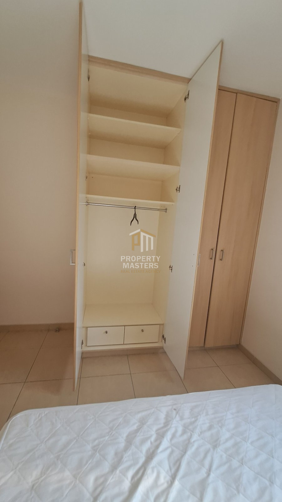 2 bedroom Apartment in Kamares photo 3