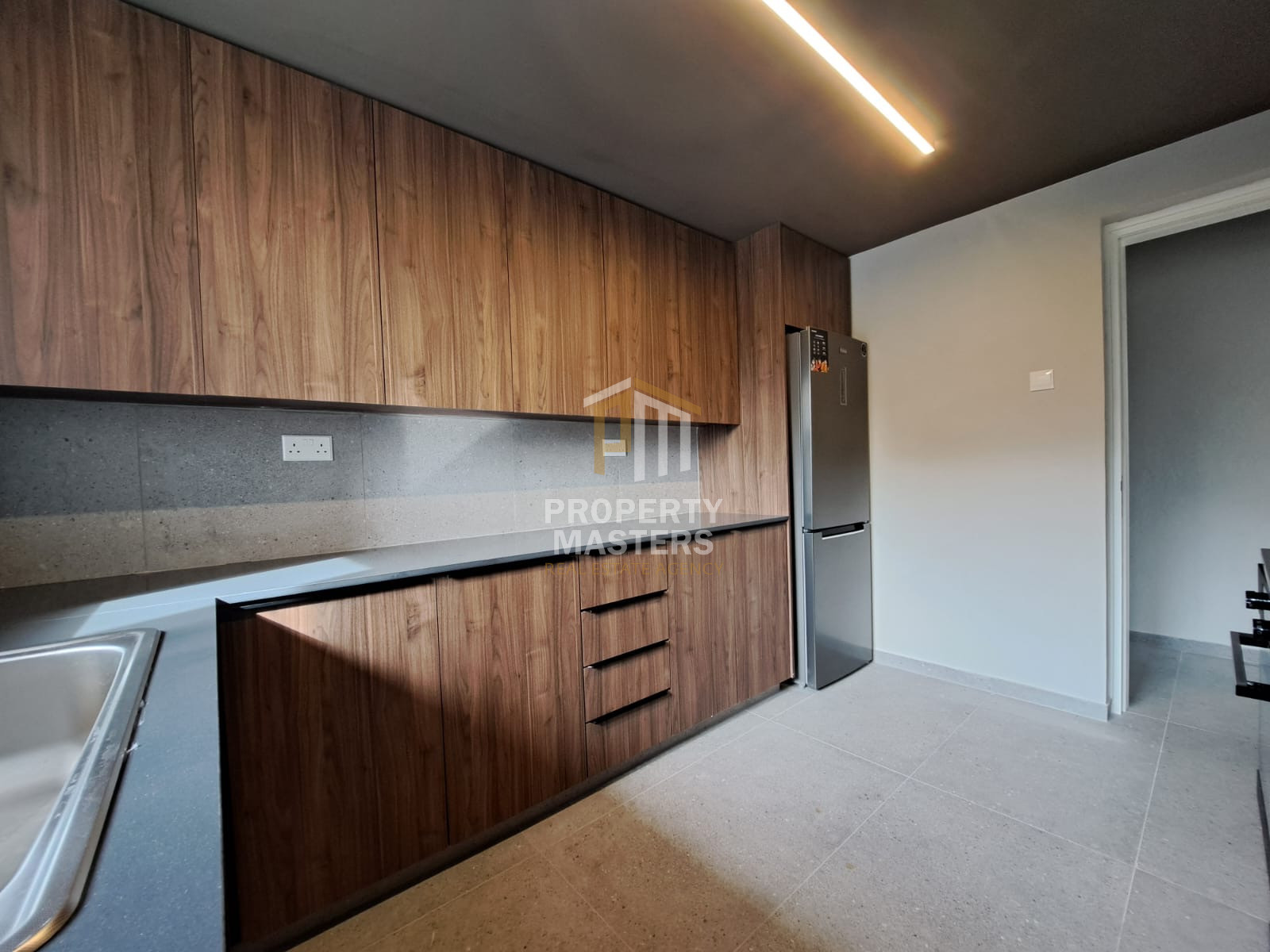 2 bedroom Apartment in Agios Dometios photo 6