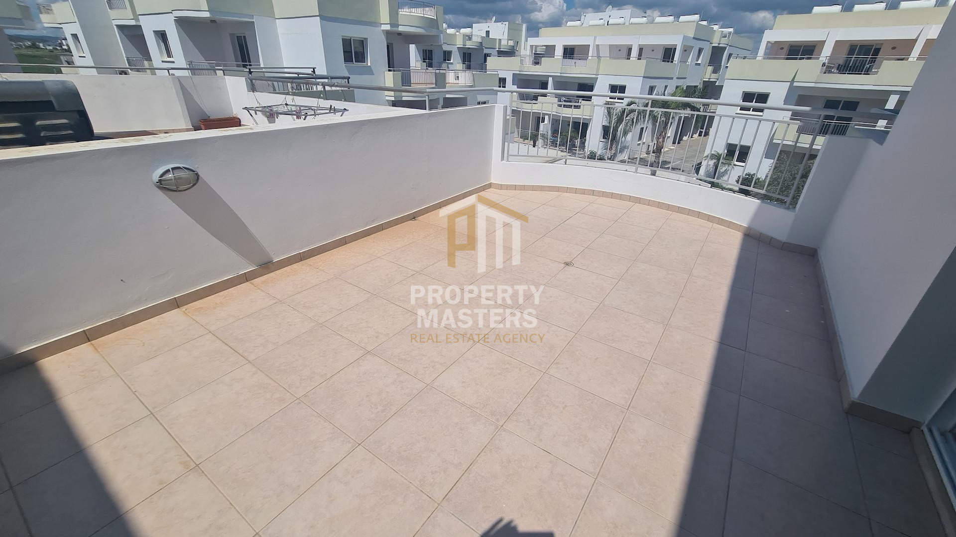 2 bedroom Apartment in Pyla photo 2