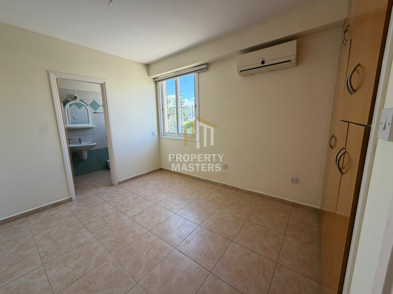 3 bedroom Apartment in Agios Dometios photo 7
