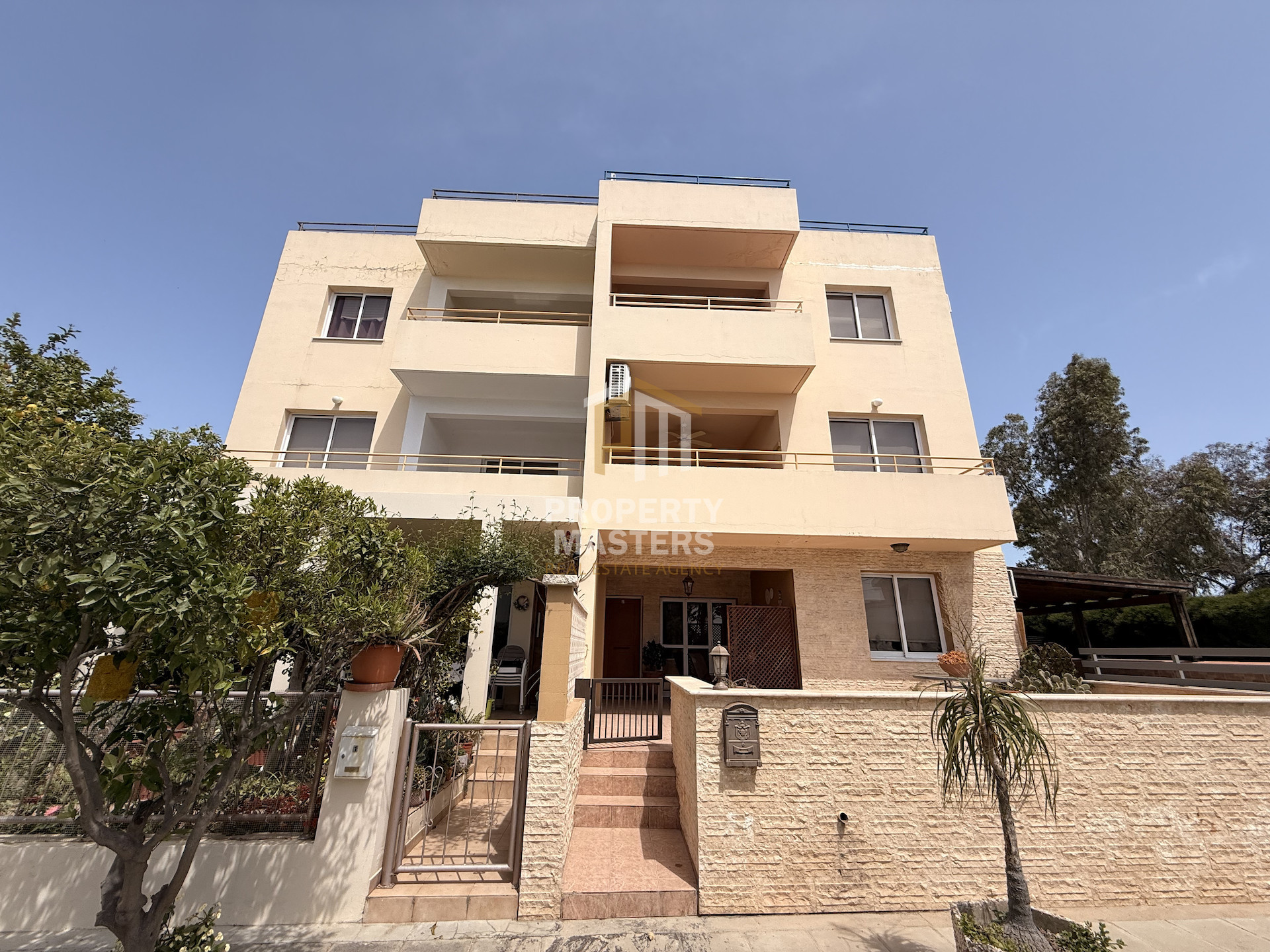 2 Bedroom Apartment near Metropolis Mall photo 1