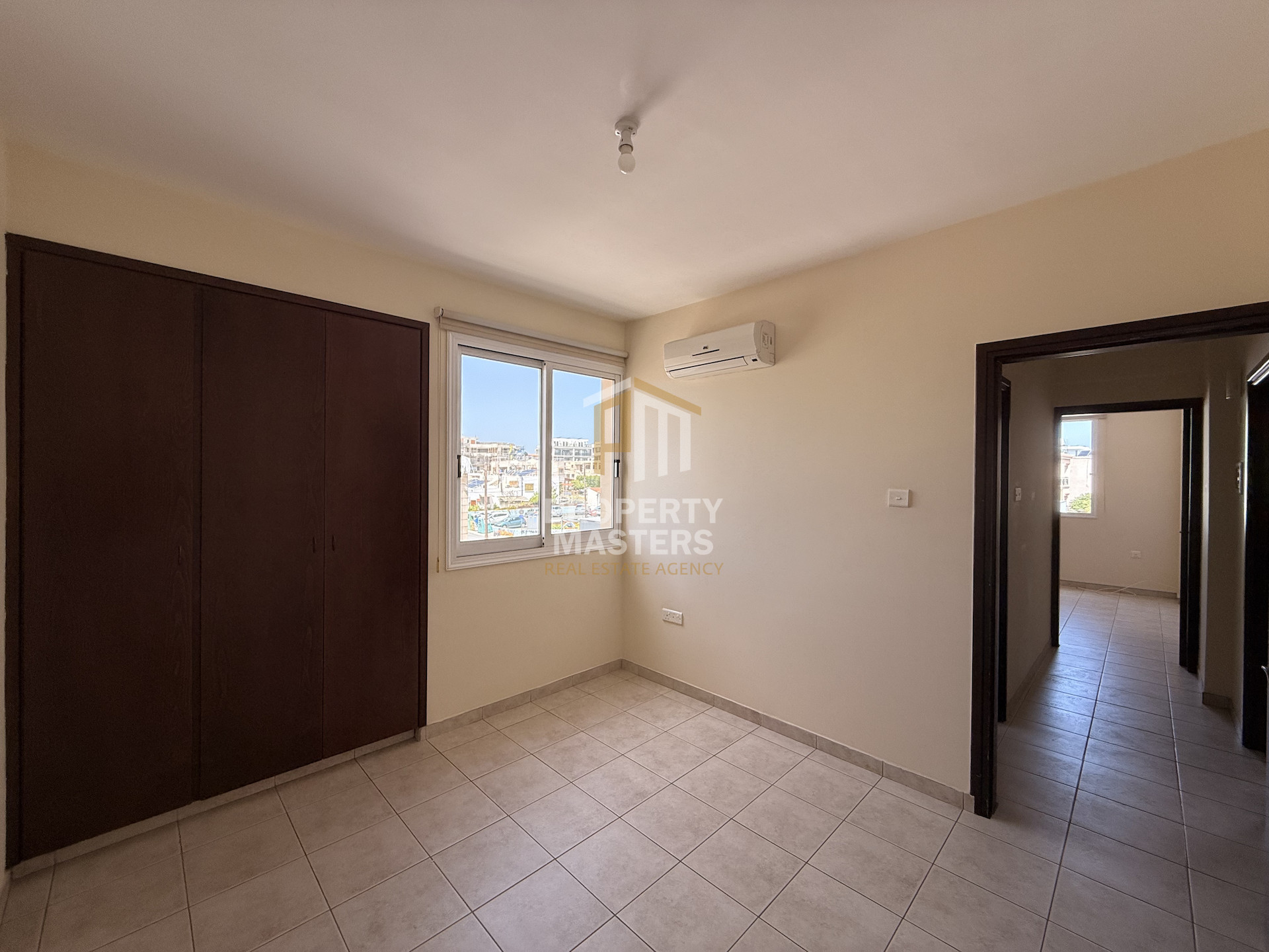 2 Bedroom Apartment near Metropolis Mall photo 10