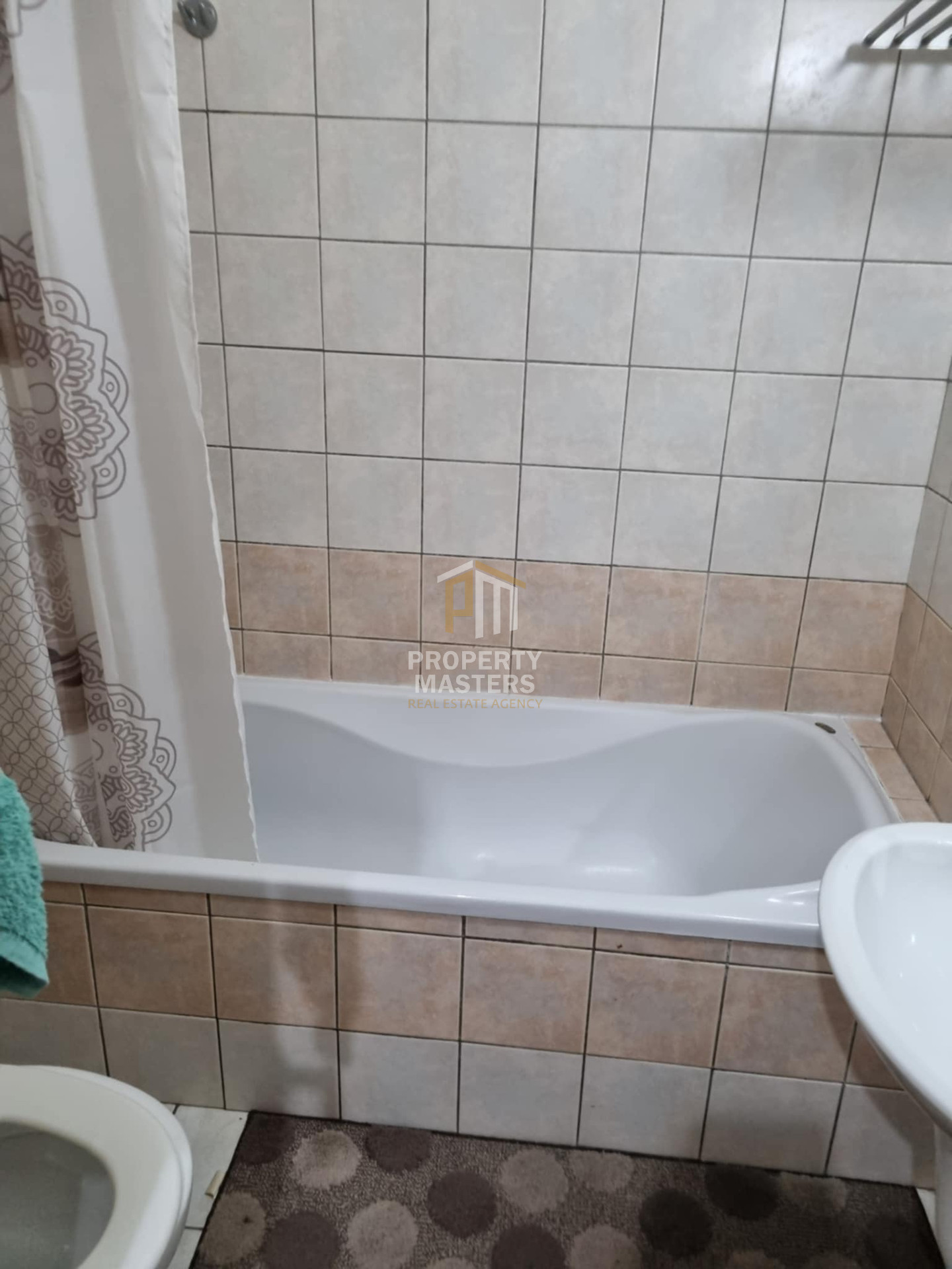 Spacious Two Bedroom Apartment in Metropolis Mall Area, Larnaca photo 7