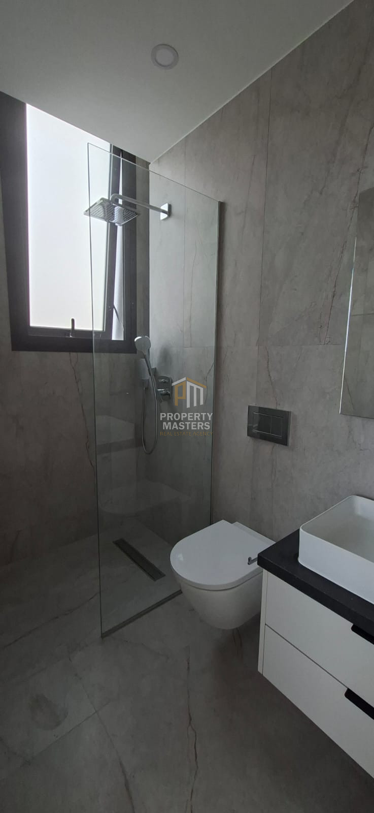 Luxury 3-Bedroom Villa with Private Pool in Chloraka photo 8