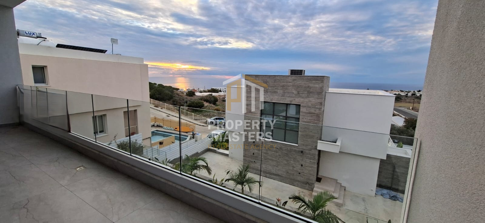 Luxury 3-Bedroom Villa with Private Pool in Chloraka photo 5