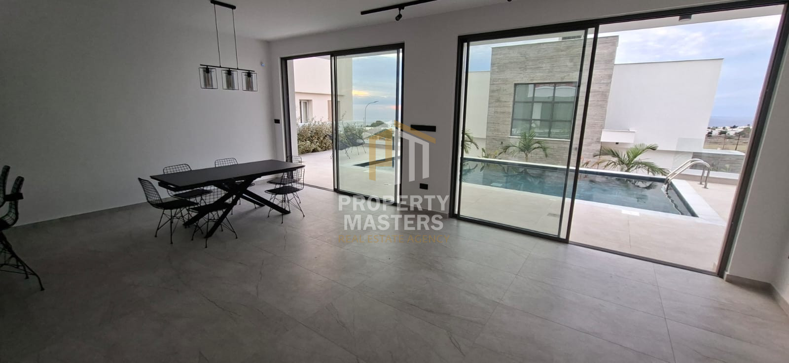 Luxury 3-Bedroom Villa with Private Pool in Chloraka photo 15