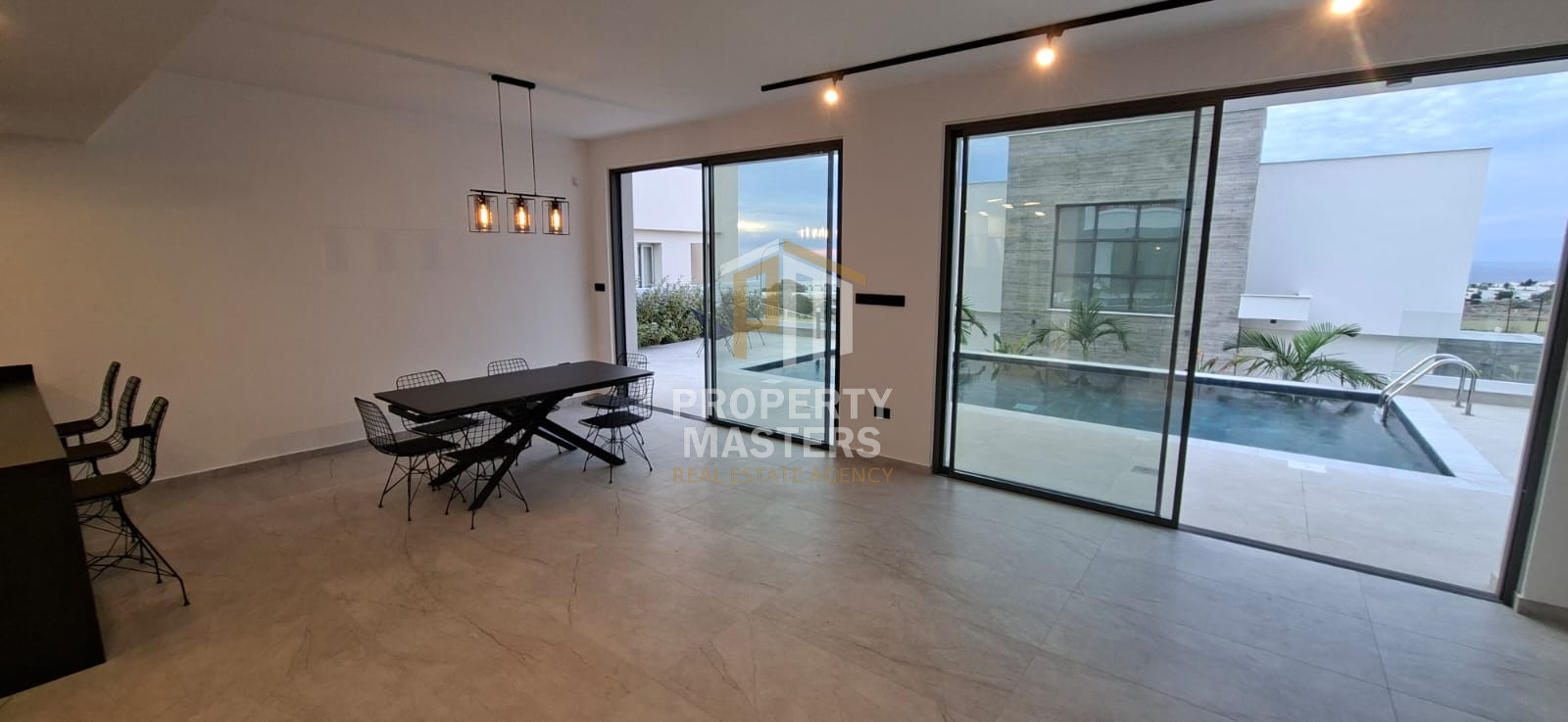 Luxury 3-Bedroom Villa with Private Pool in Chloraka photo 16