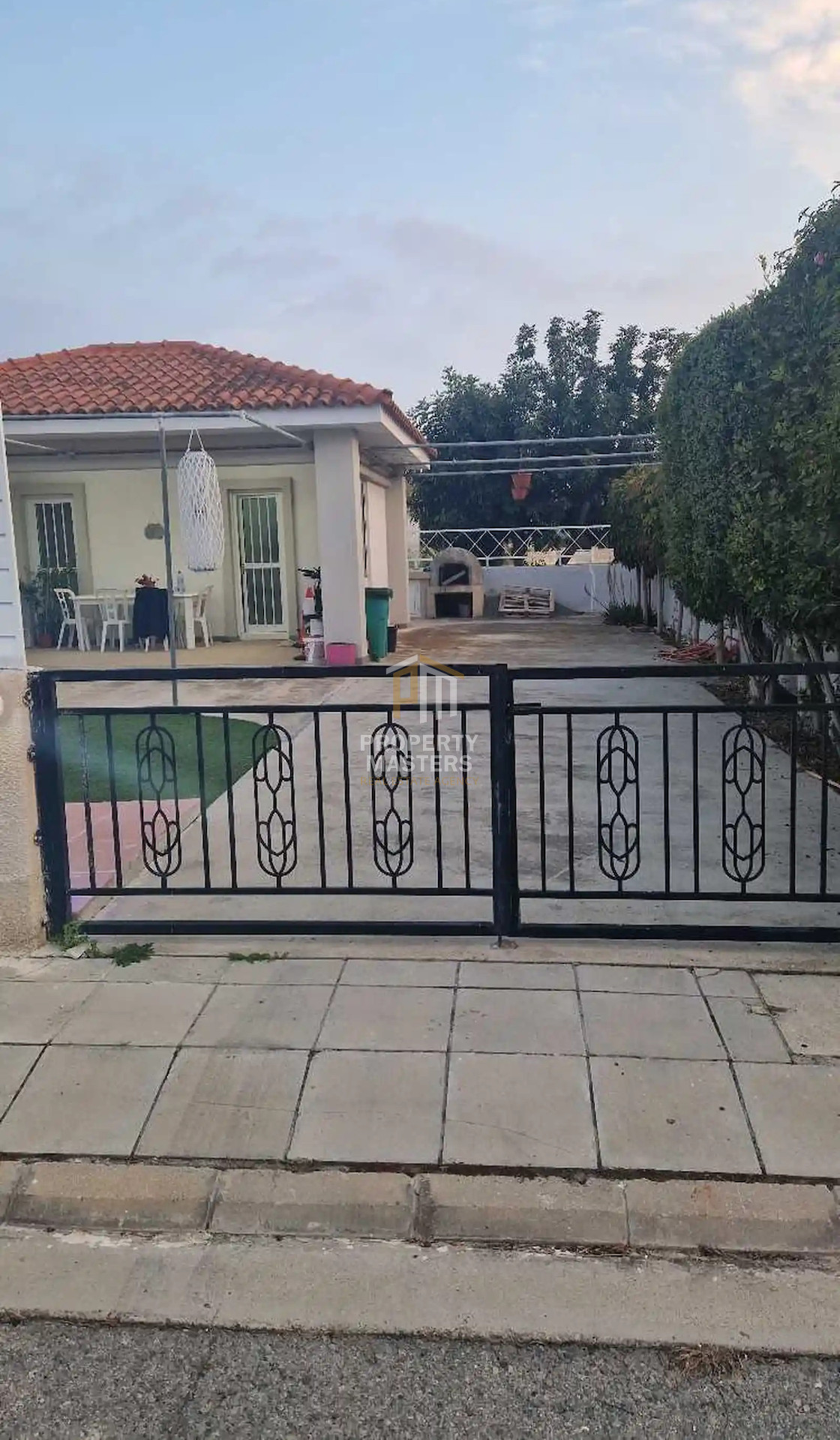 3 bedroom Detached House in Perivolia Larnakas photo 9