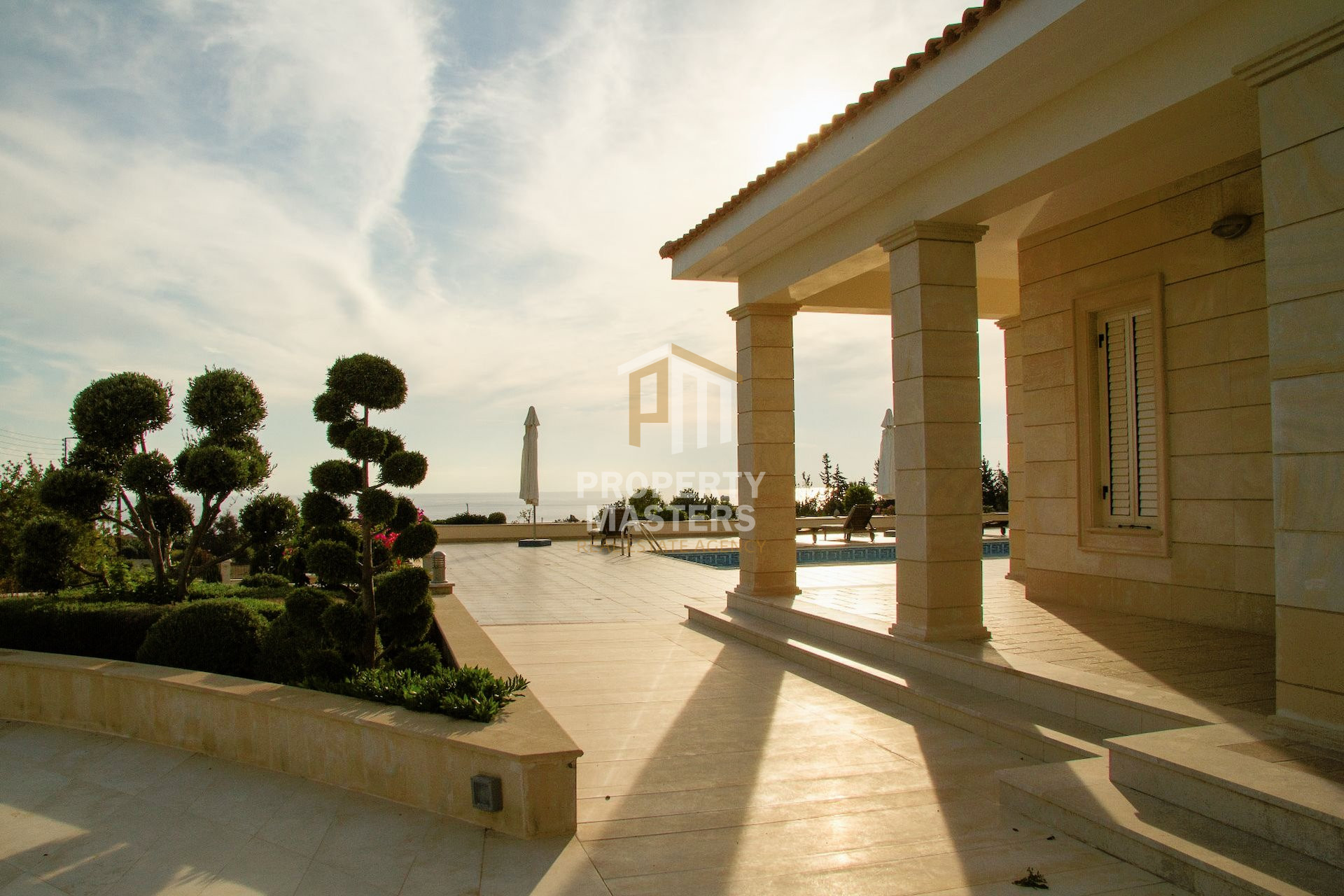 8 bedroom Detached House in SEA CAVES PEGEIA photo 15