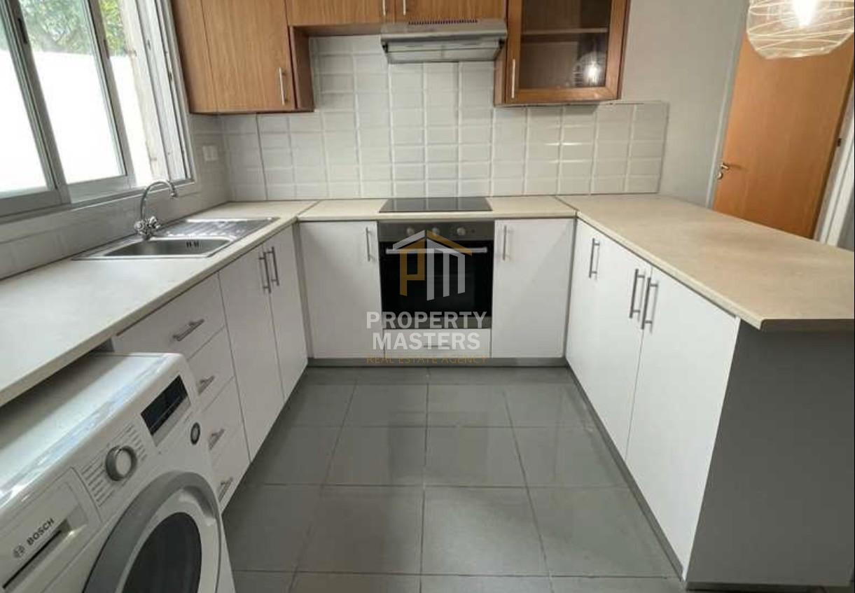2 bedroom Apartment in Palouriotissa photo 2