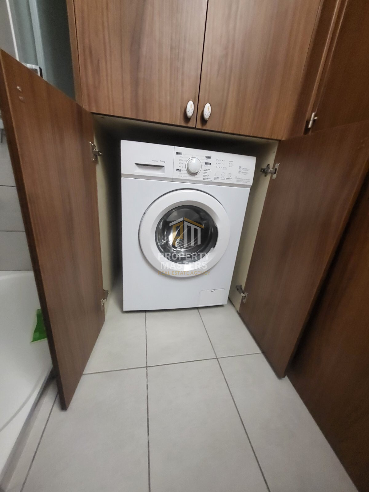 2 bedroom Apartment in Strovolos — Agioi Omologites photo 12