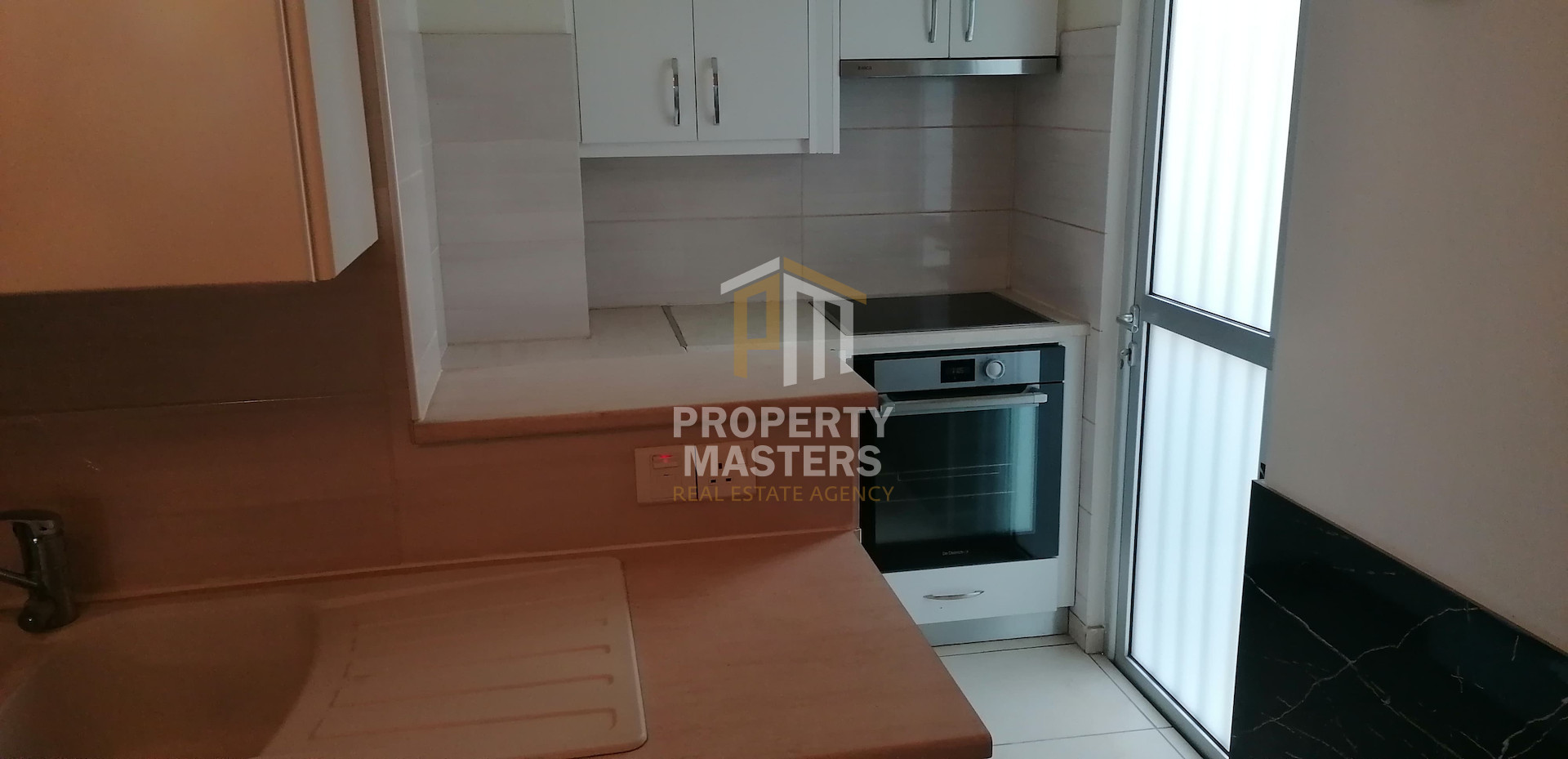 3 bedroom Apartment in Germasogeia Tourist Area photo 4