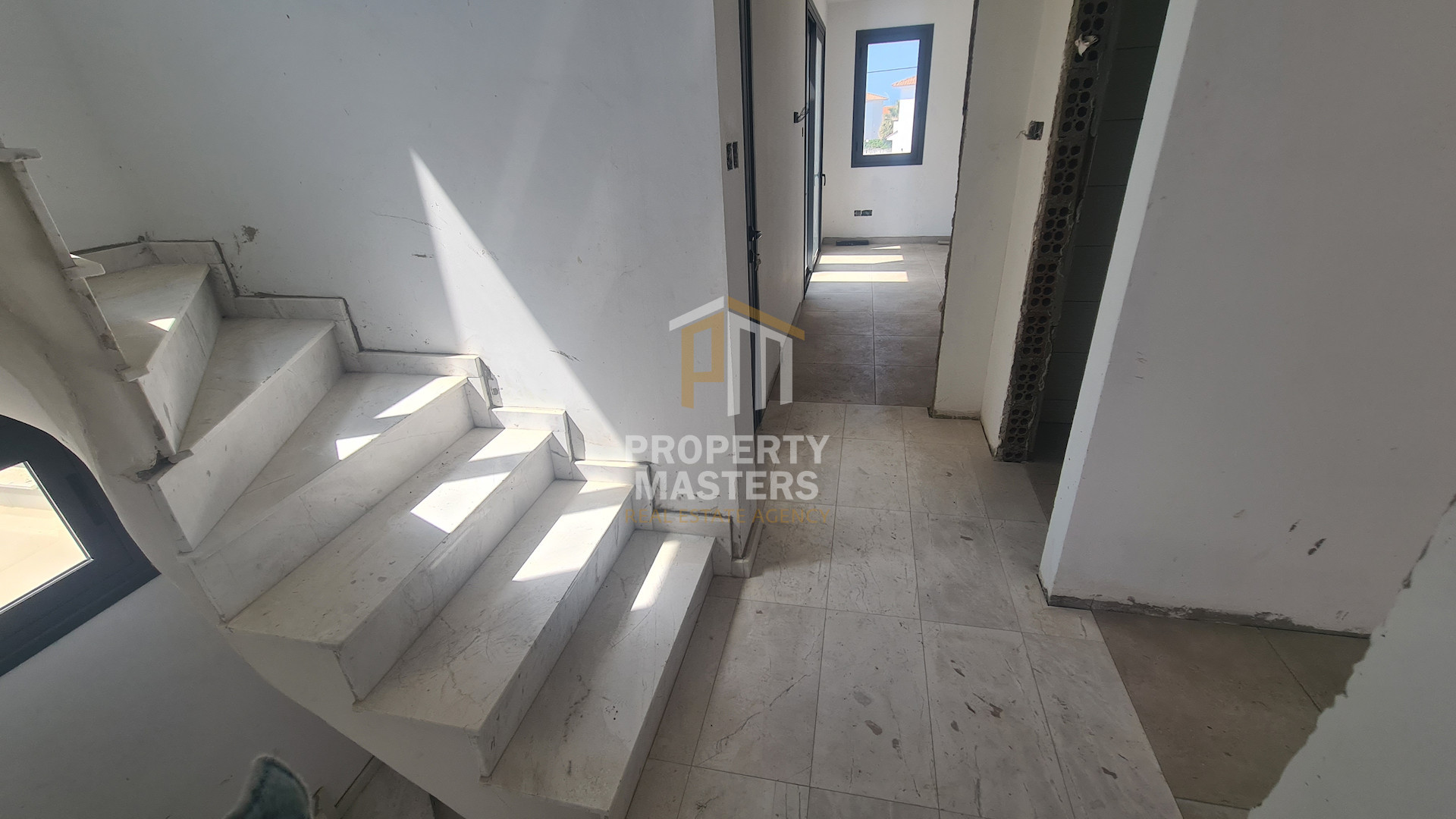3 bedroom Detached House in Perivolia Larnakas photo 11