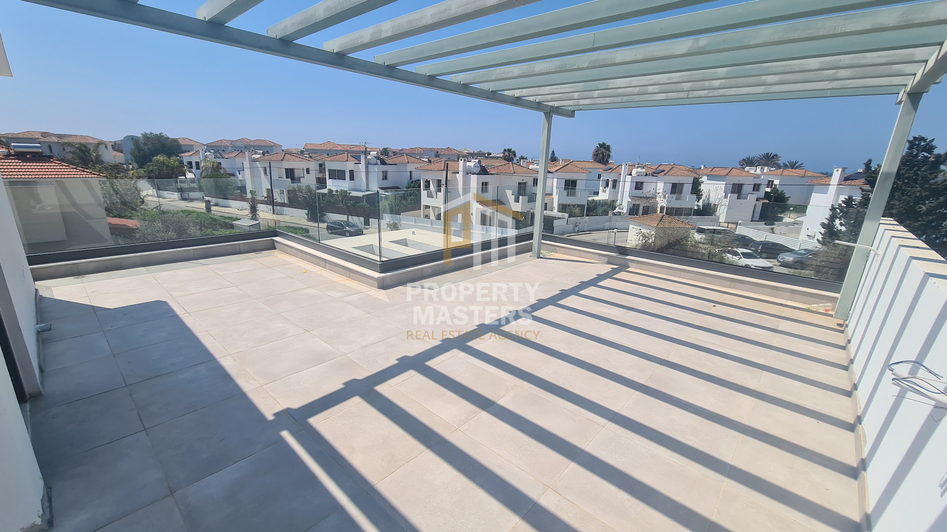 3 bedroom Detached House in Perivolia Larnakas photo 13