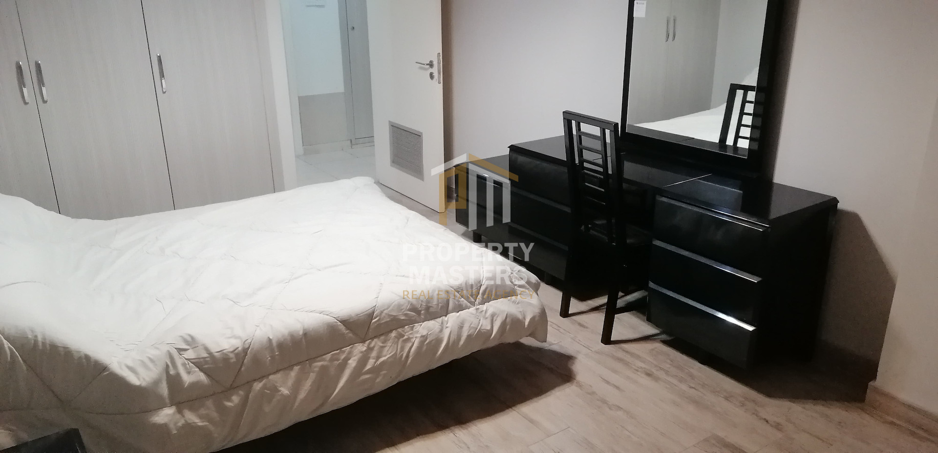 3 bedroom Apartment in Germasogeia Tourist Area photo 10