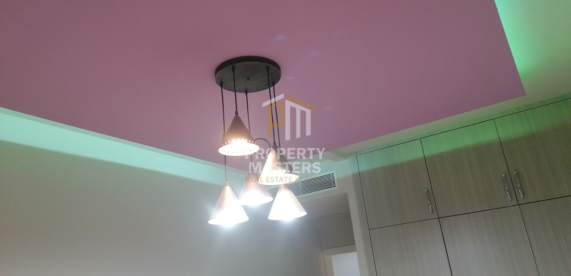 3 bedroom Apartment in Germasogeia Tourist Area photo 15