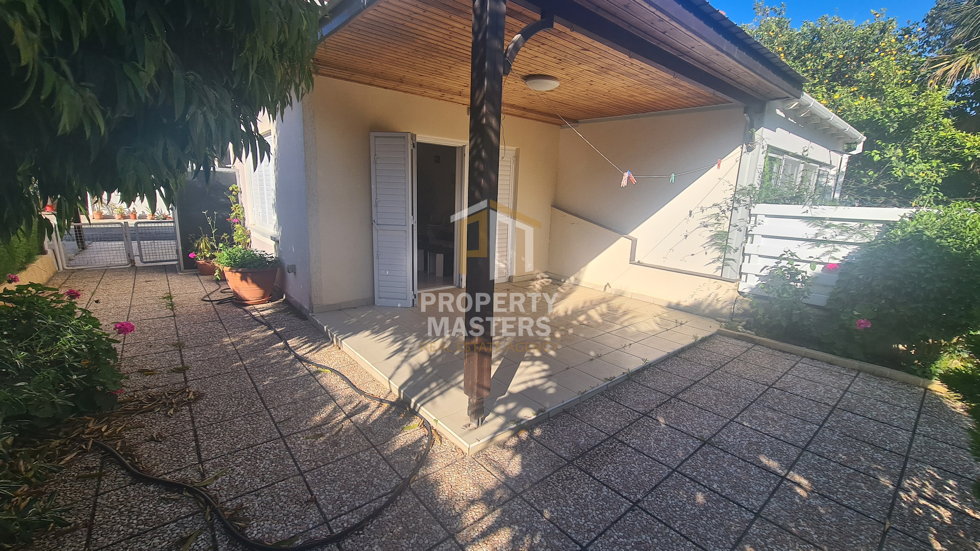 2 bedroom Semi-Detached House in Perivolia Larnakas photo 15