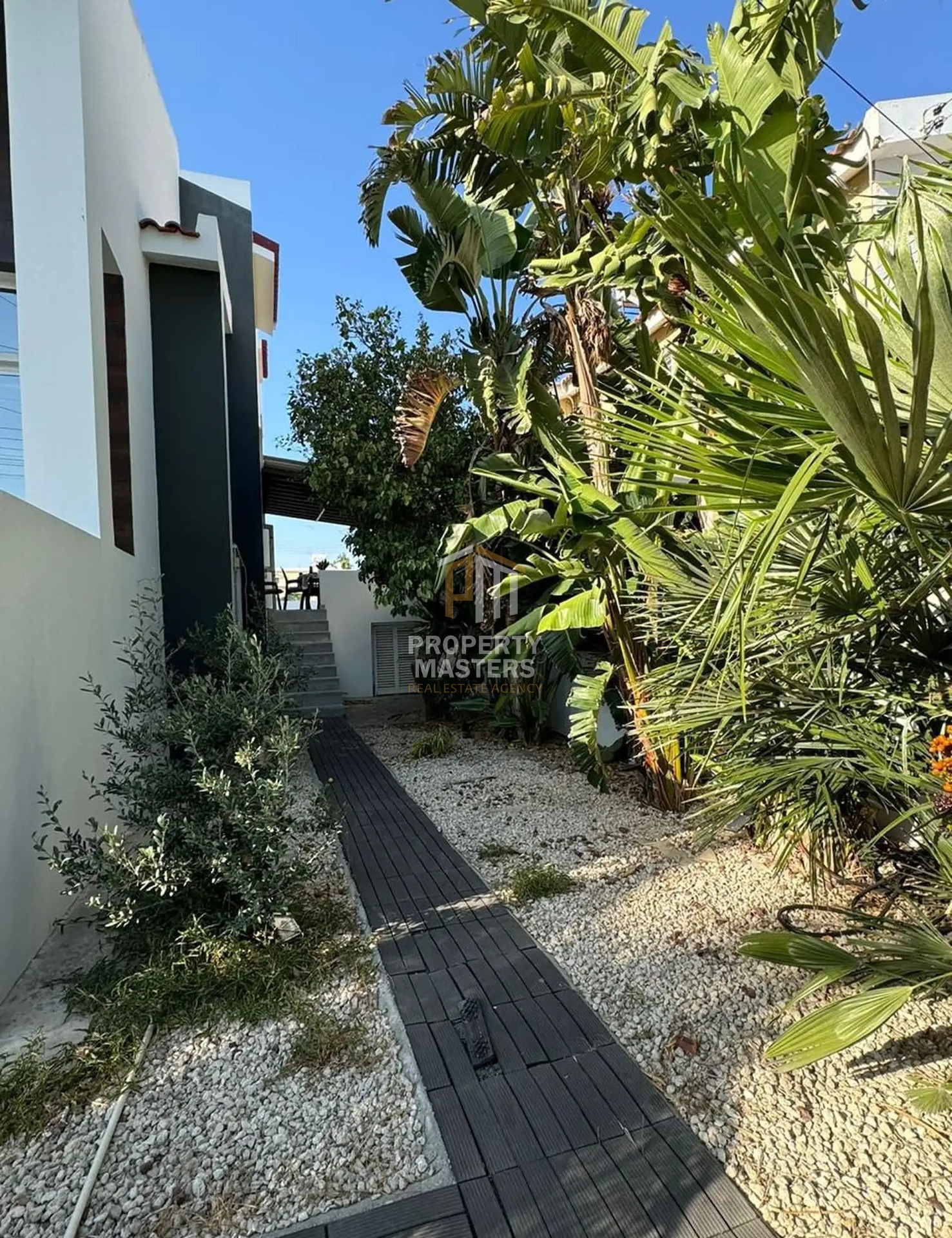 4 bedroom Detached House in Pyla photo 10