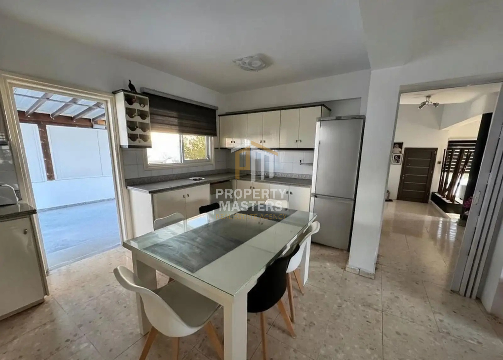 4 bedroom Detached House in Pyla photo 12