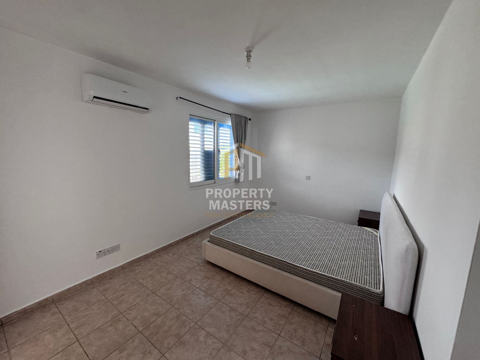 3 bedroom Detached House in Pegeia photo 9