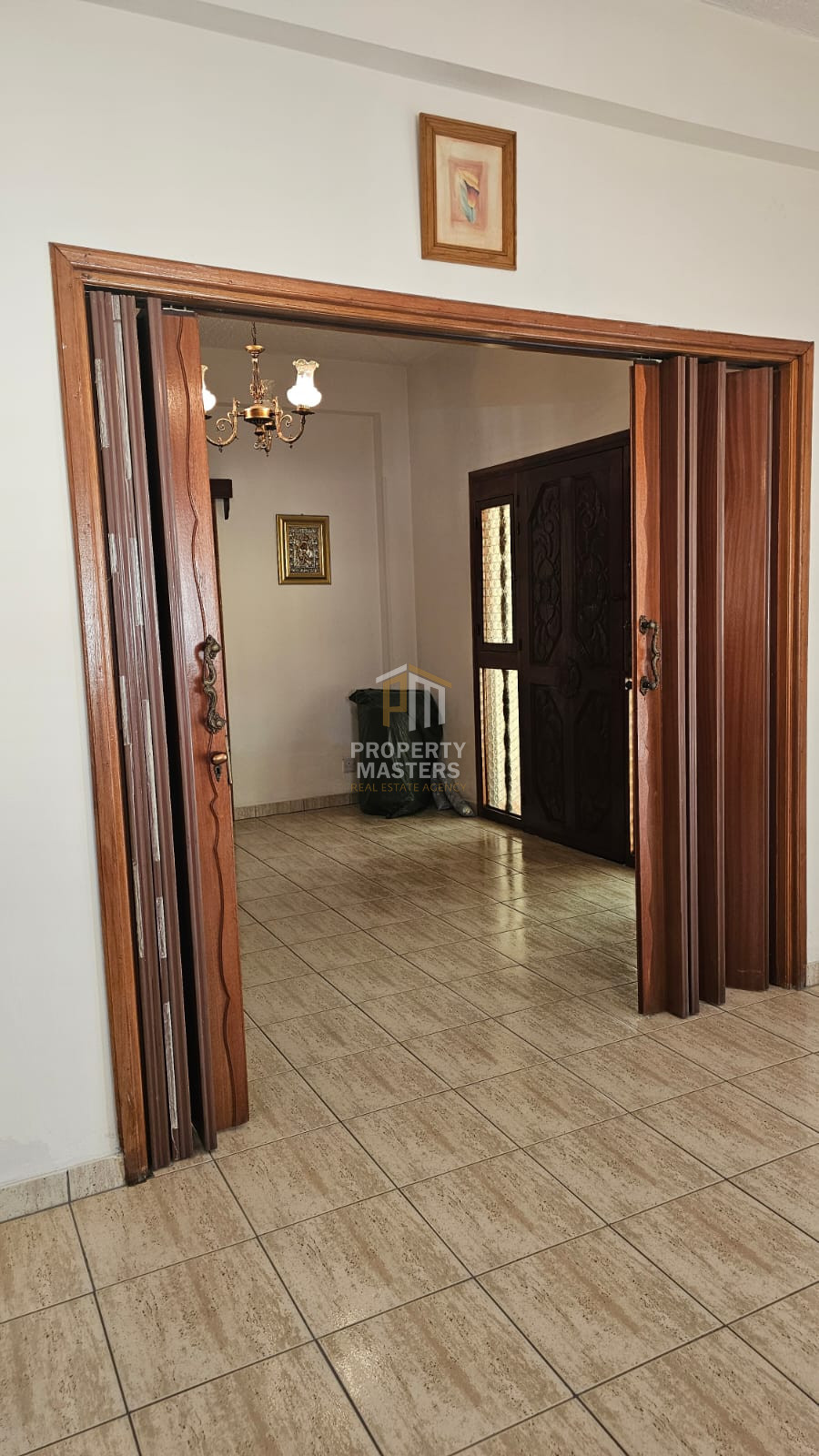 Fully Furnished Three Bedroom House in Peaceful Mosfiloti photo 3